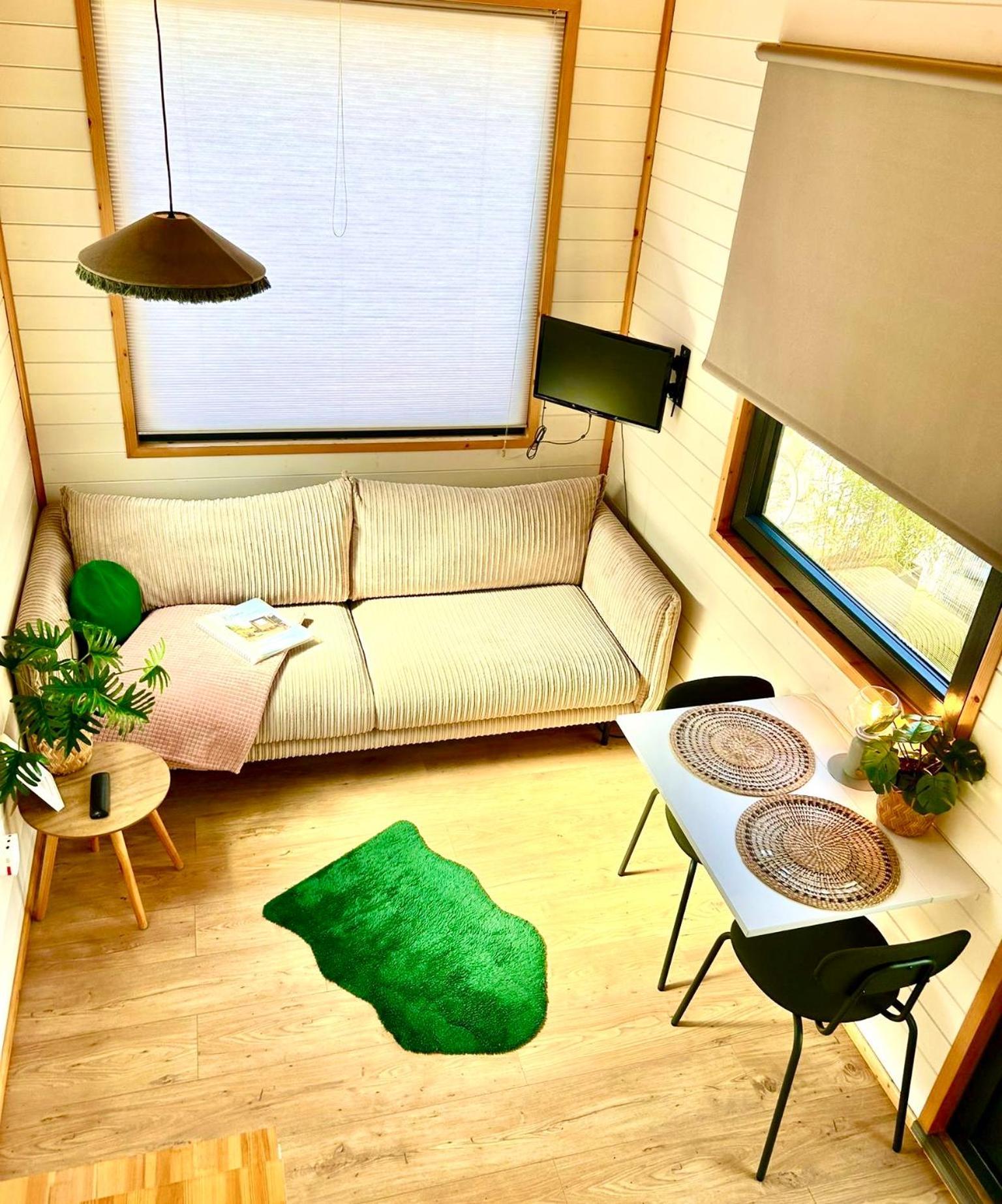 הוילה Vijfhuizen Tiny House With Garden And Jacuzzi Near Amsterdam מראה חיצוני תמונה