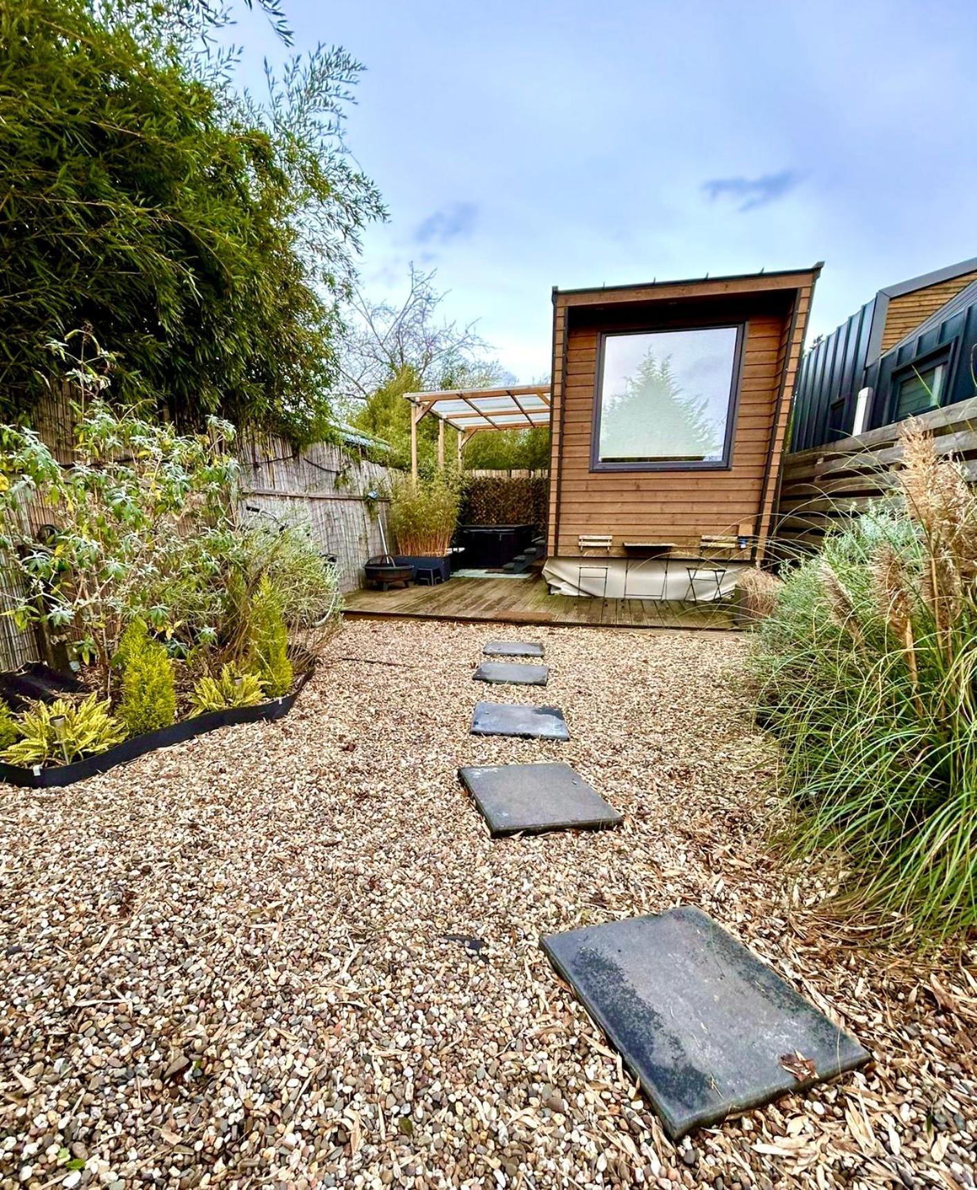 הוילה Vijfhuizen Tiny House With Garden And Jacuzzi Near Amsterdam מראה חיצוני תמונה